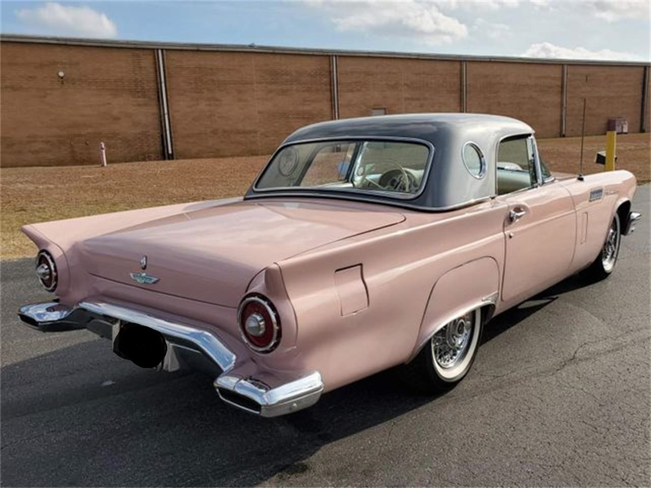 1957 Ford Thunderbird