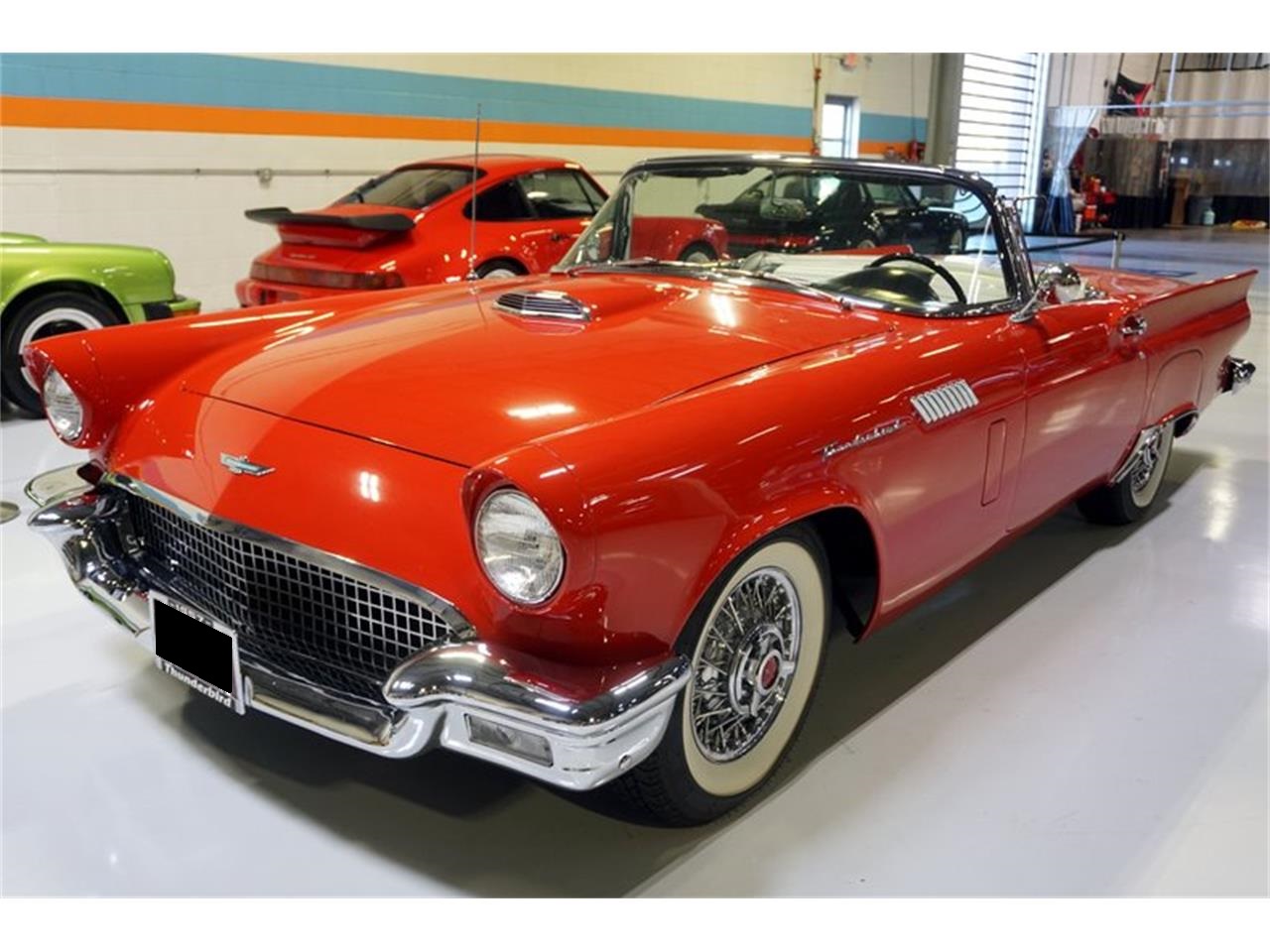 1957 Ford Thunderbird
