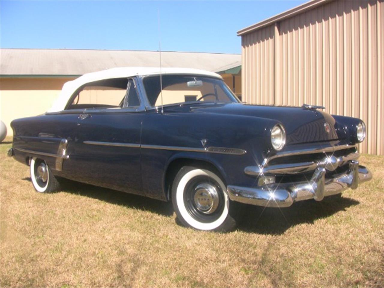 1953 Ford Crestline
