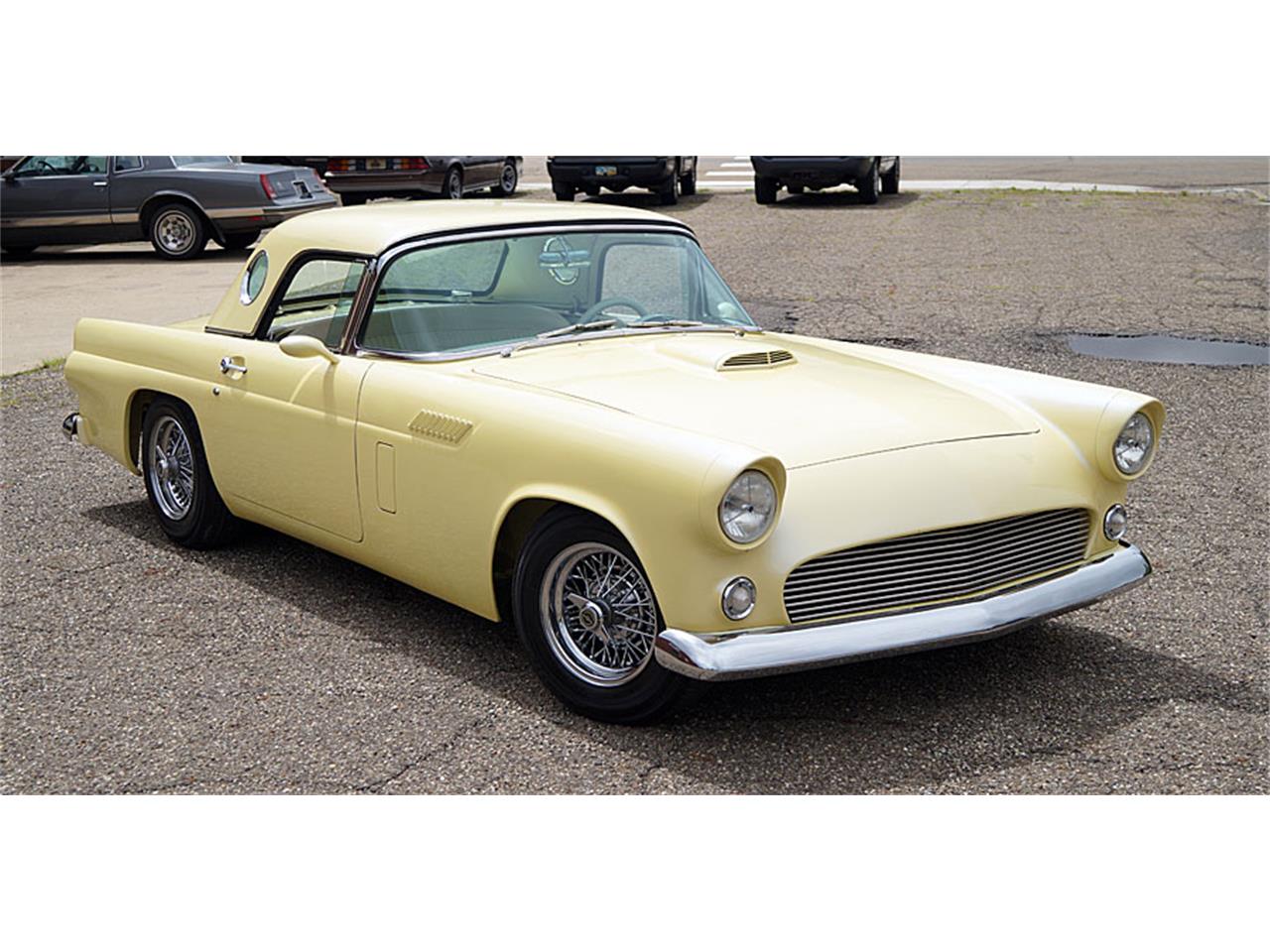 1956 Ford Thunderbird