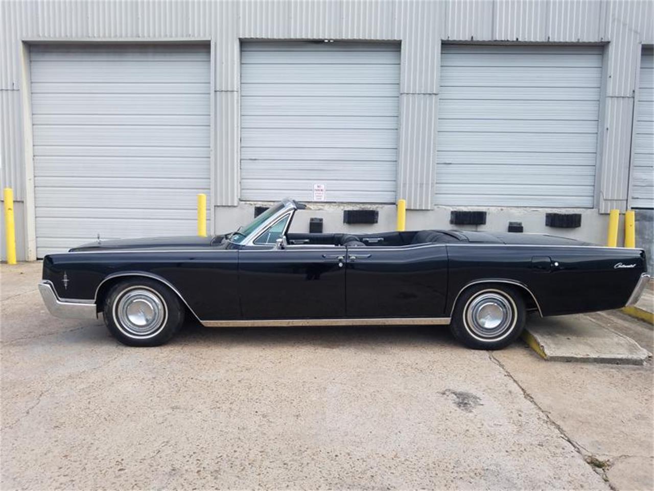Lincoln Continental
