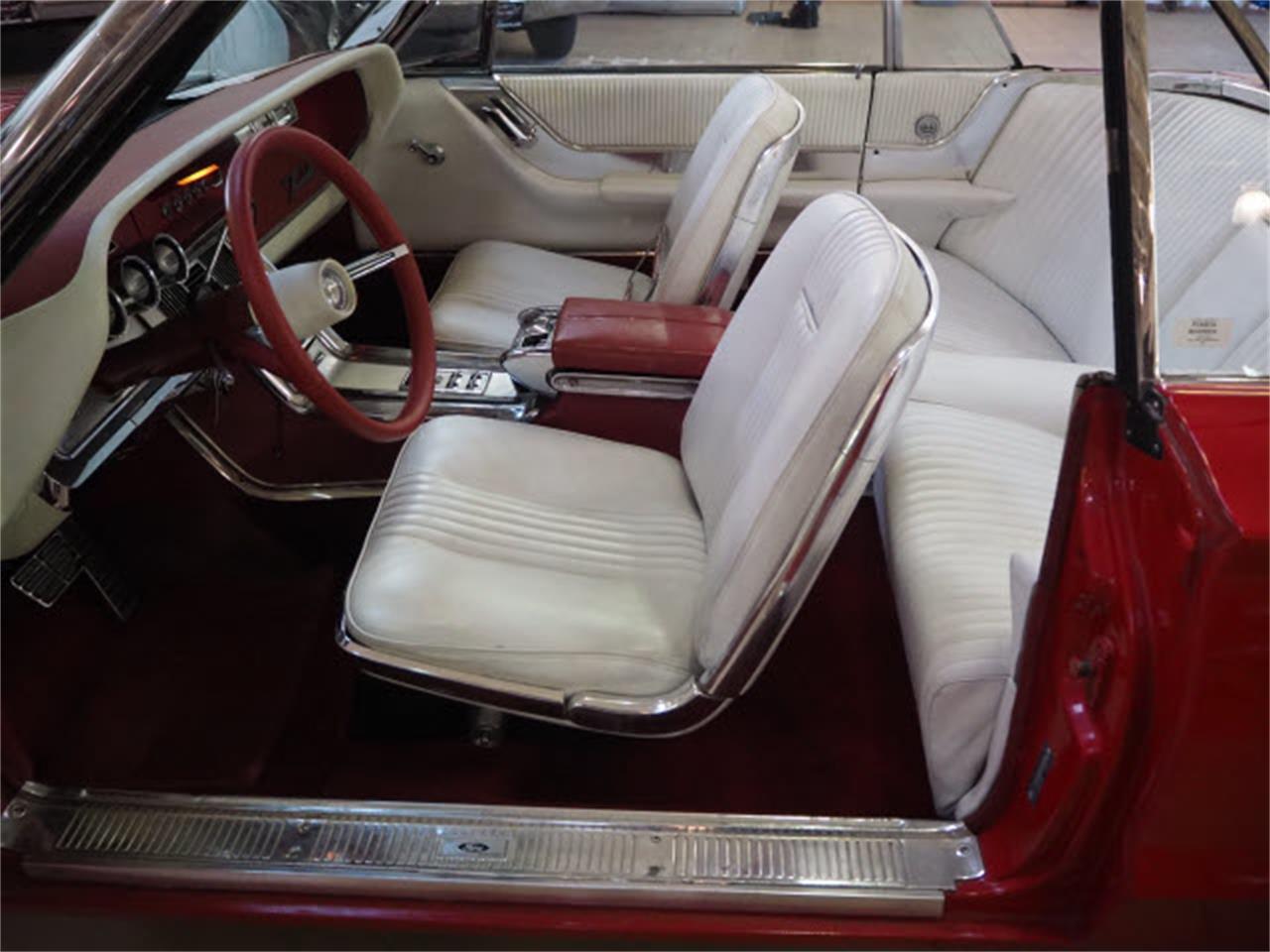 1964 Ford Thunderbird