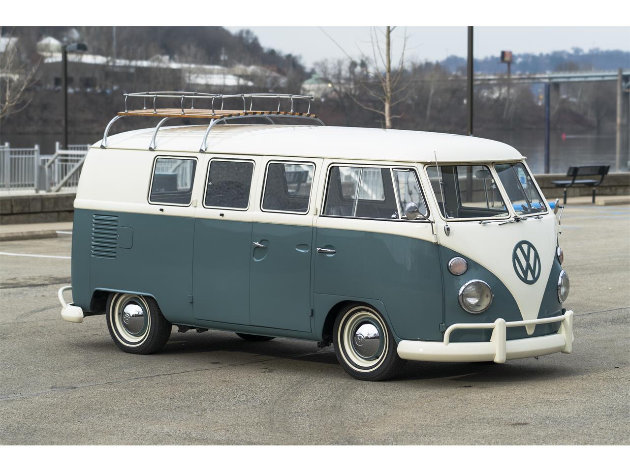 Volkswagen Bus