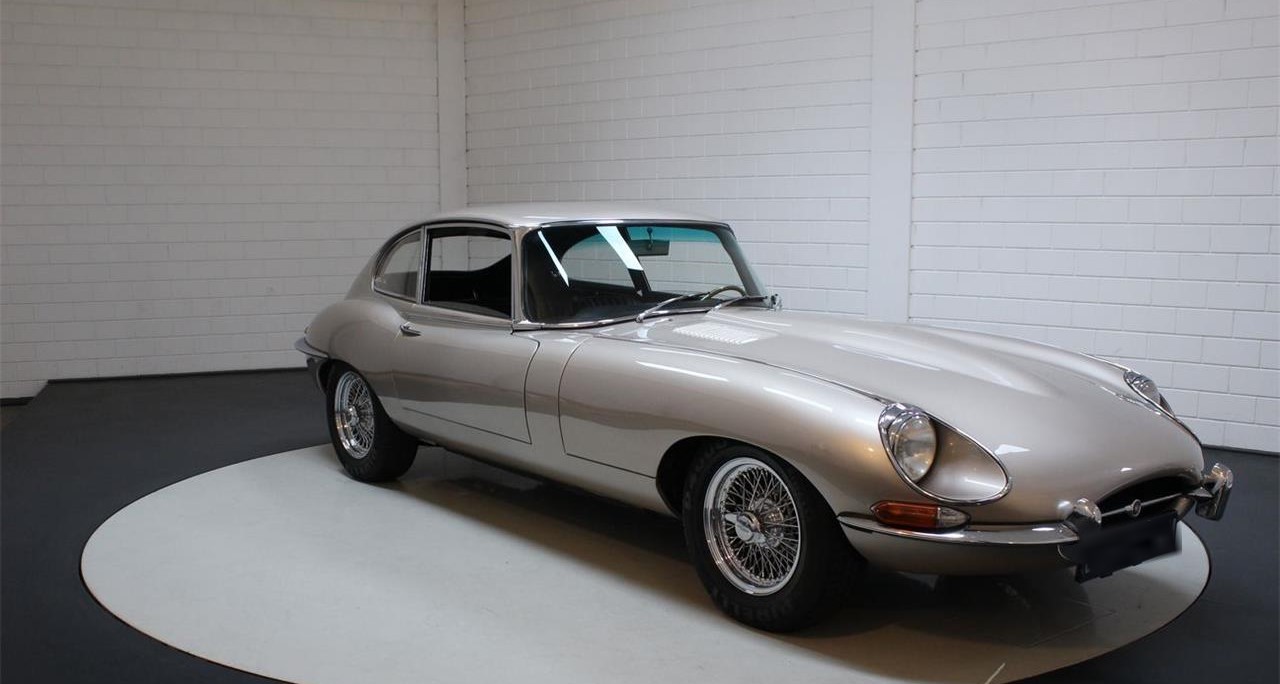 Jaguar E Type