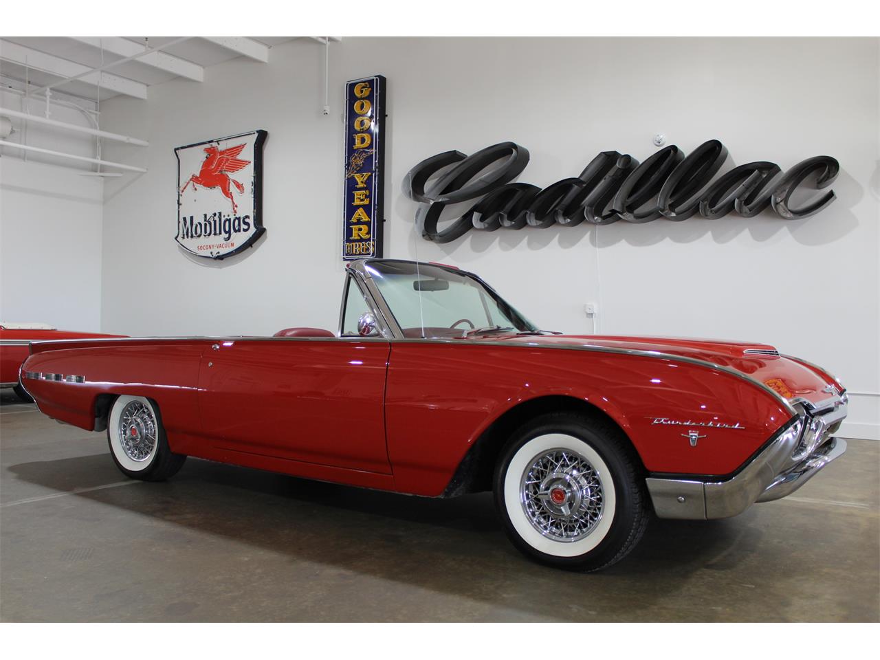 1962 Ford Thunderbird