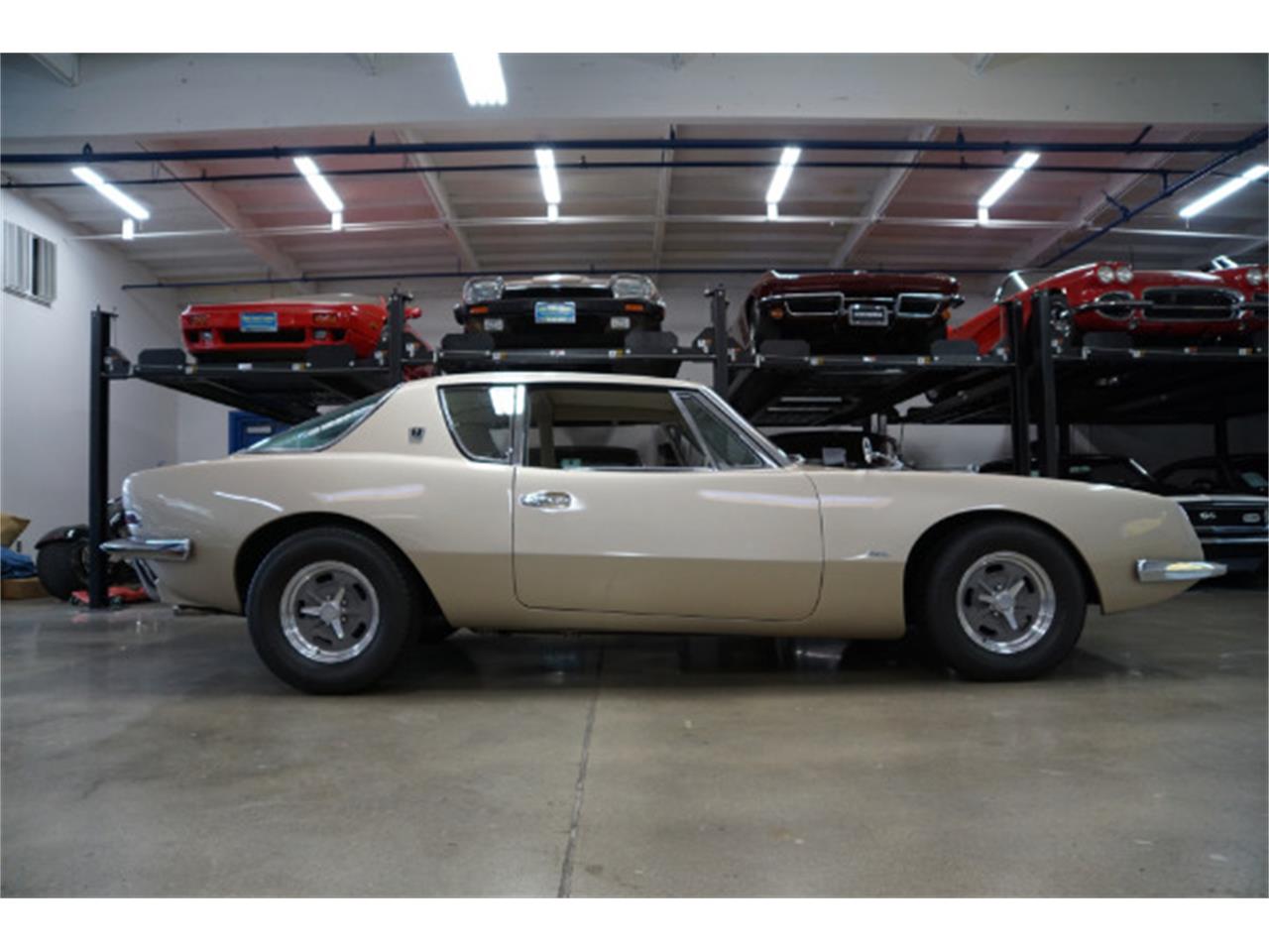 1963 Studebaker Avanti