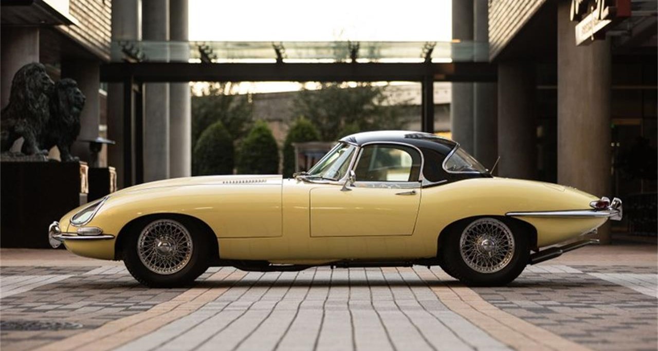Jaguar E Type