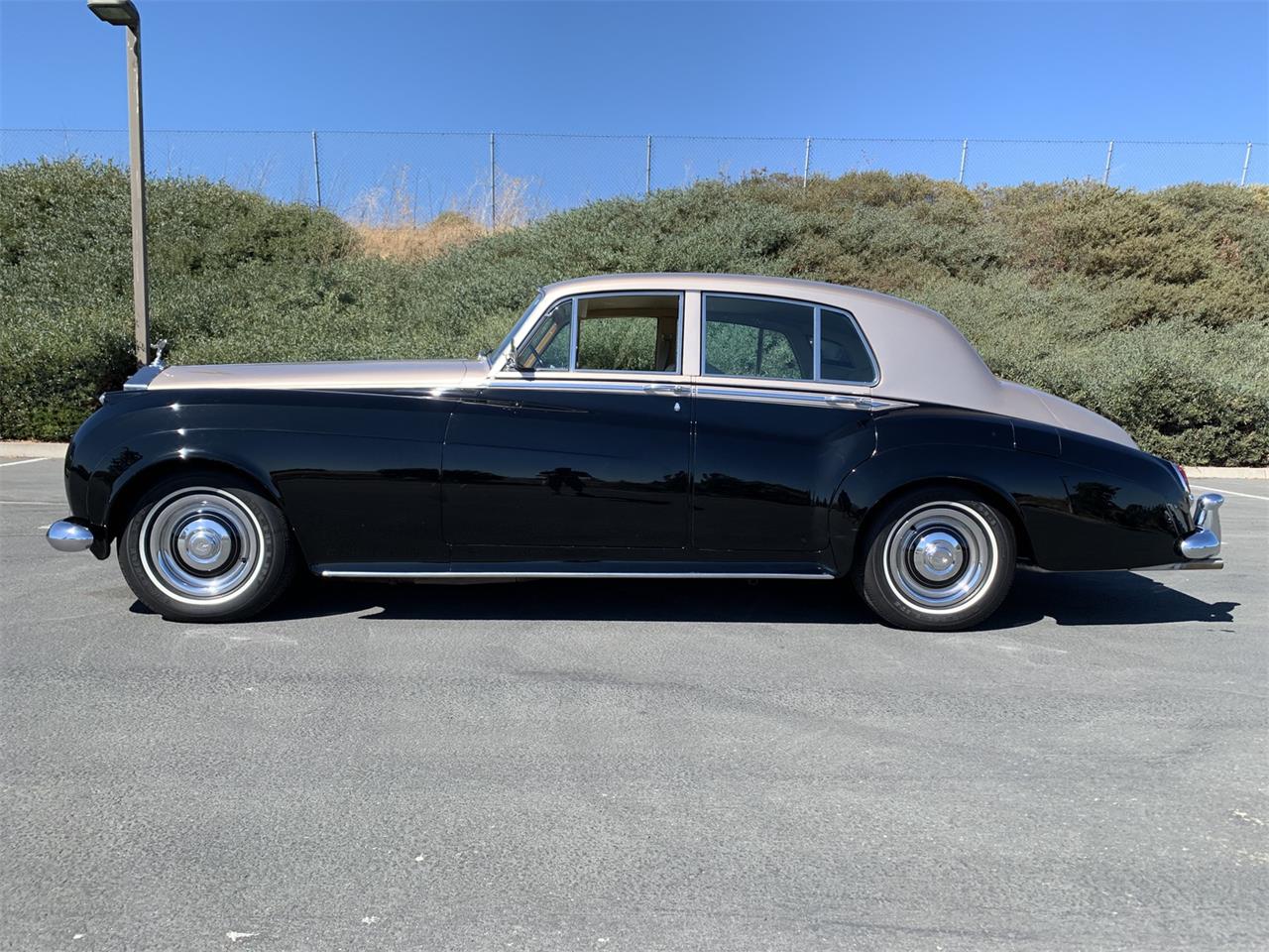 Rolls-Royce Silver Cloud II