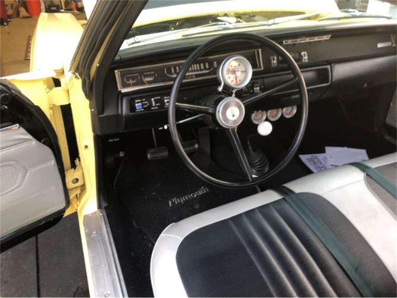 Plymouth Road Runner