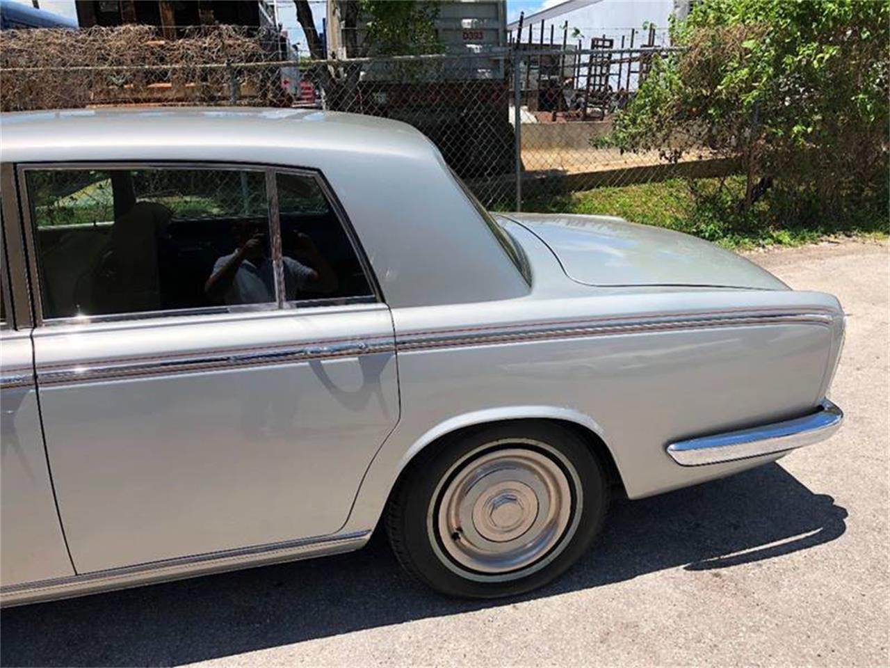 Rolls-Royce Silver Shadow