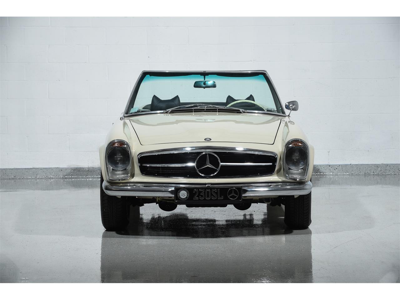 Mercedes-Benz SL Class