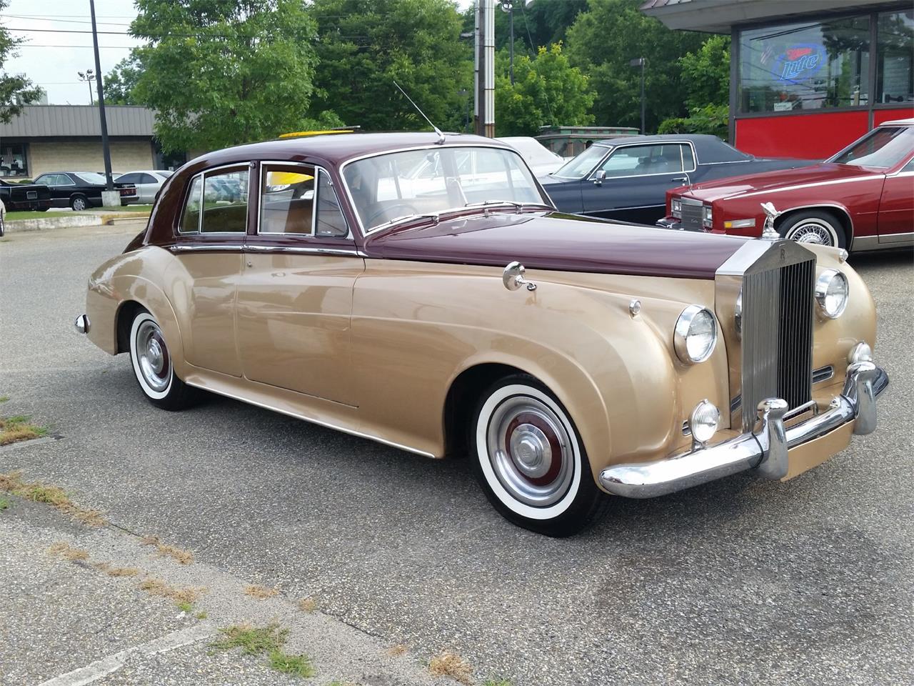 Rolls-Royce Silver Cloud II
