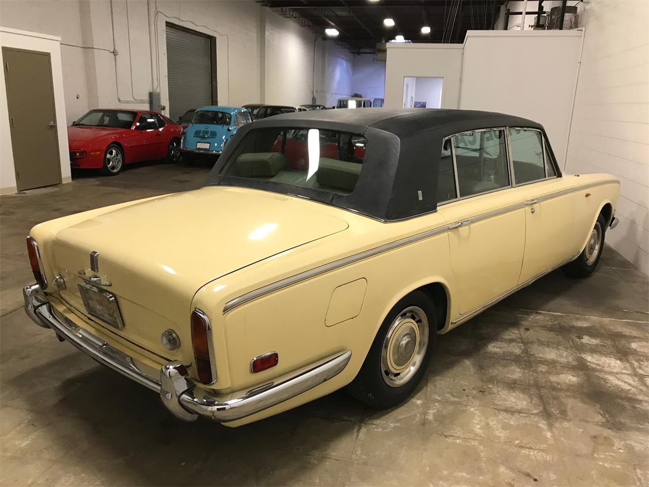Rolls-Royce Silver Shadow