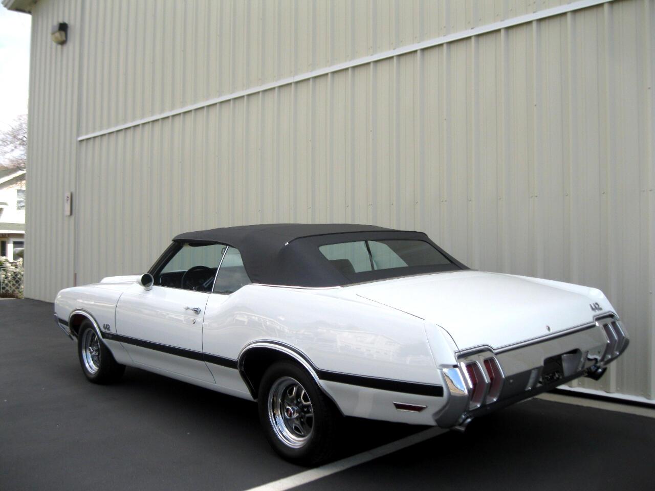 Oldsmobile 442
