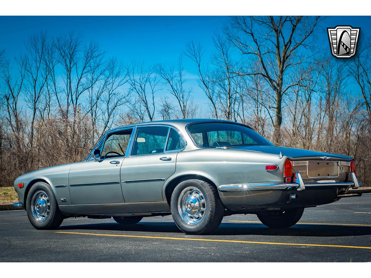 Jaguar XJ6