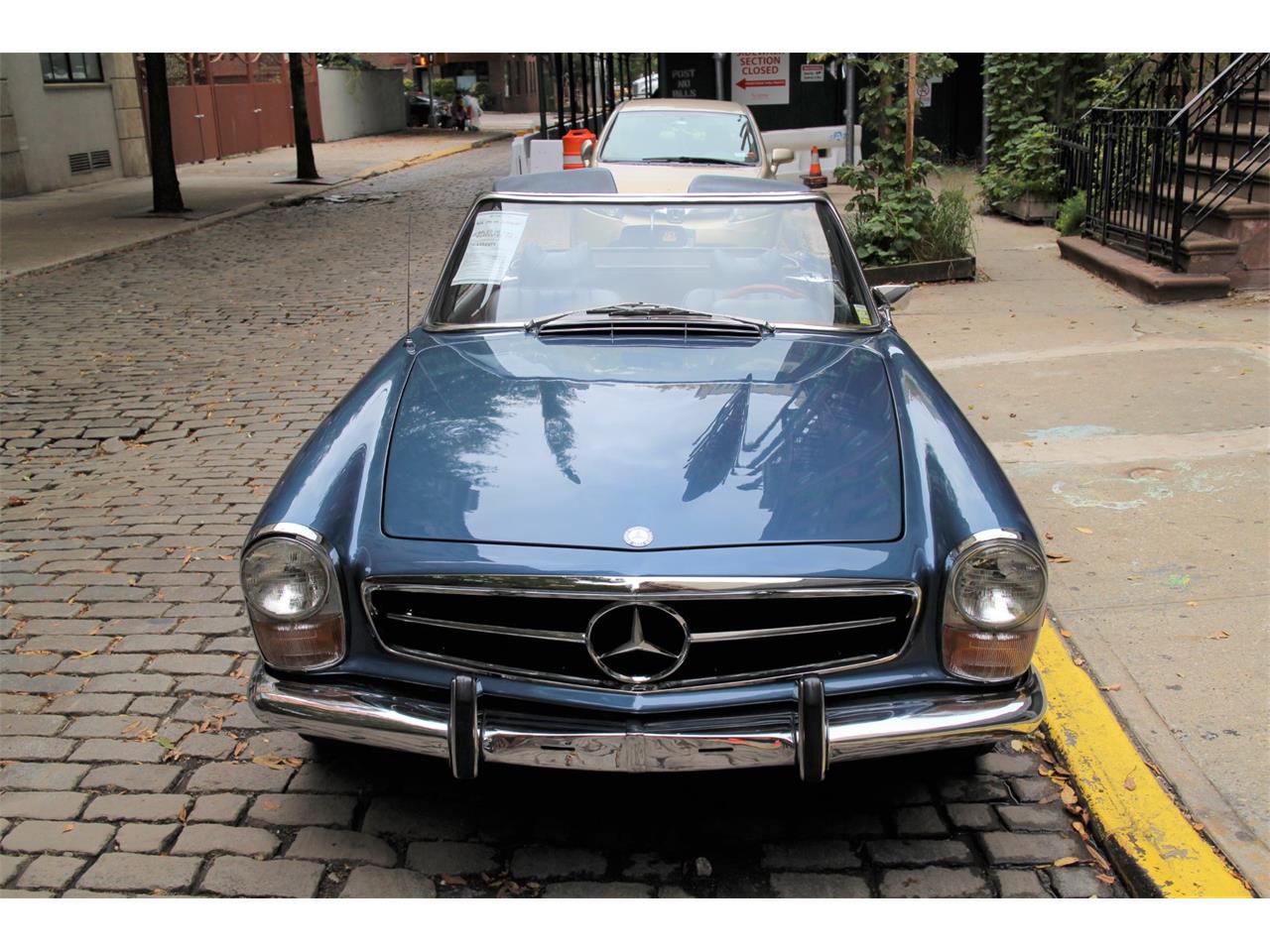 Mercedes-Benz 280SL