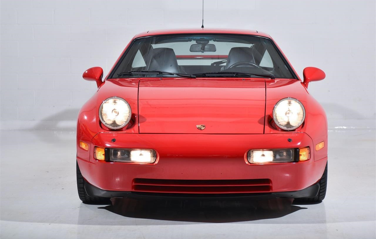 Porsche 928