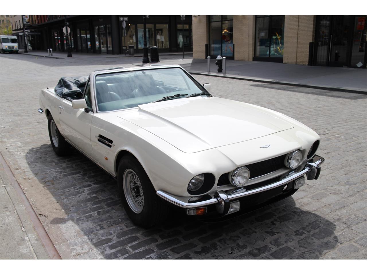 Aston Martin Volante