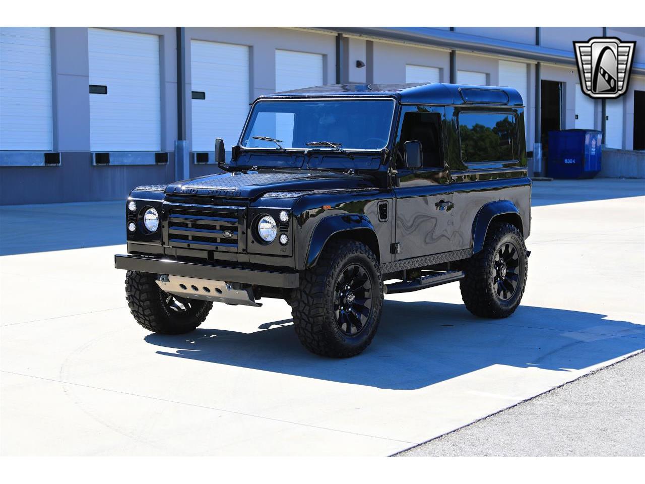 Land Rover Defender