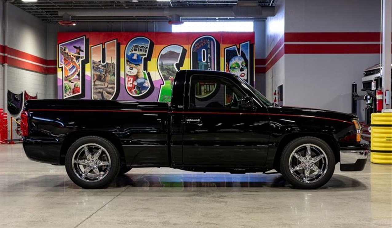 2004 Chevrolet Regency