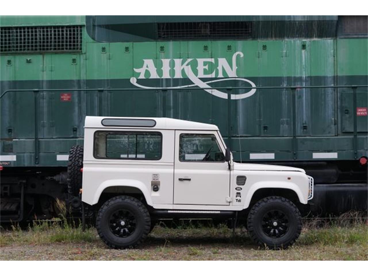 Land Rover Defender
