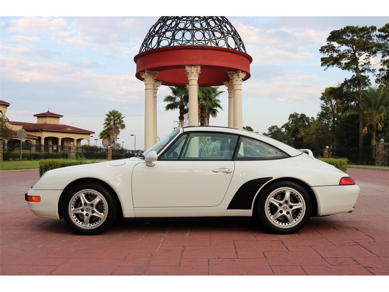Porsche 911 Carrera