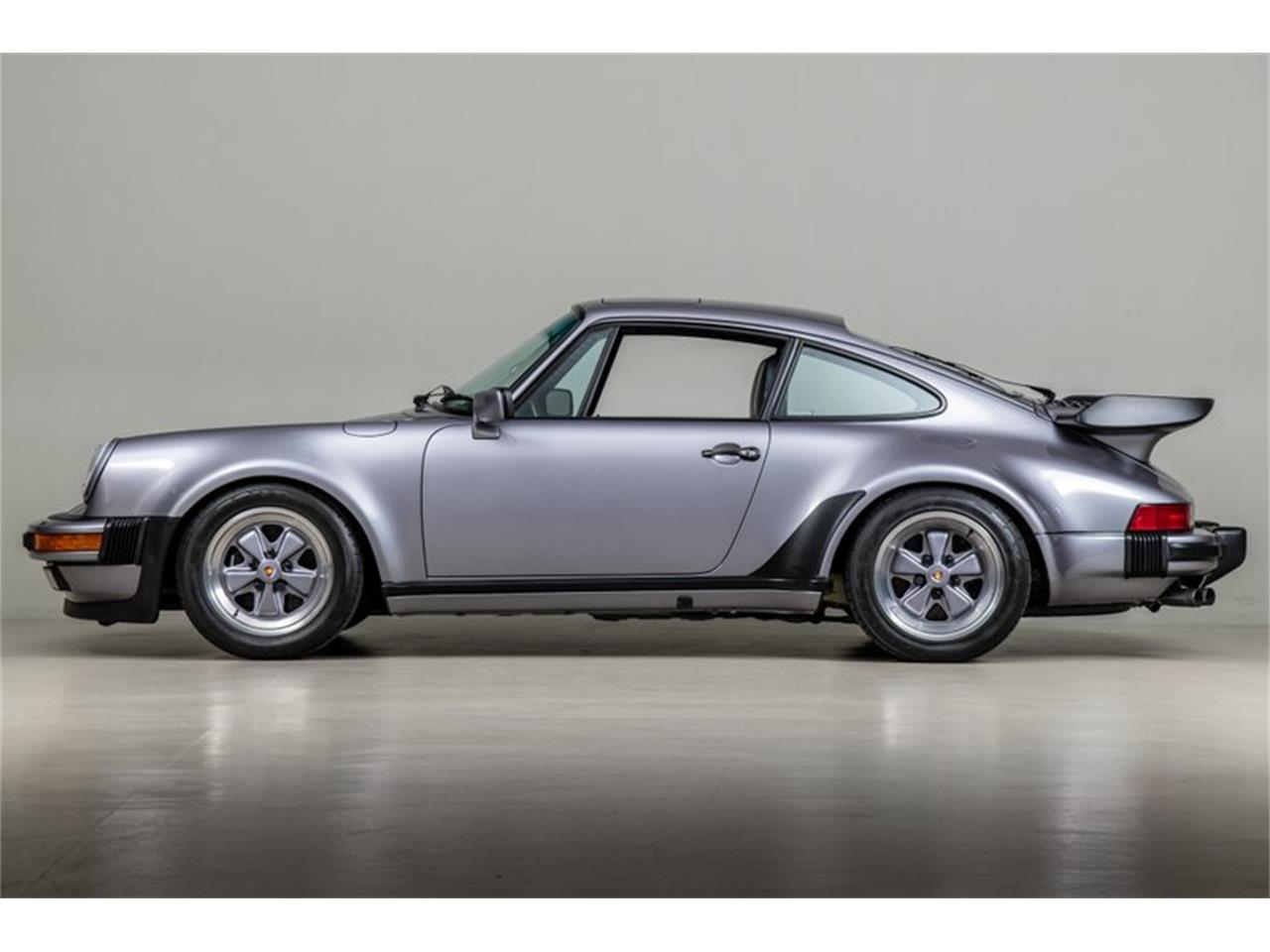 Porsche 911 Carrera Turbo