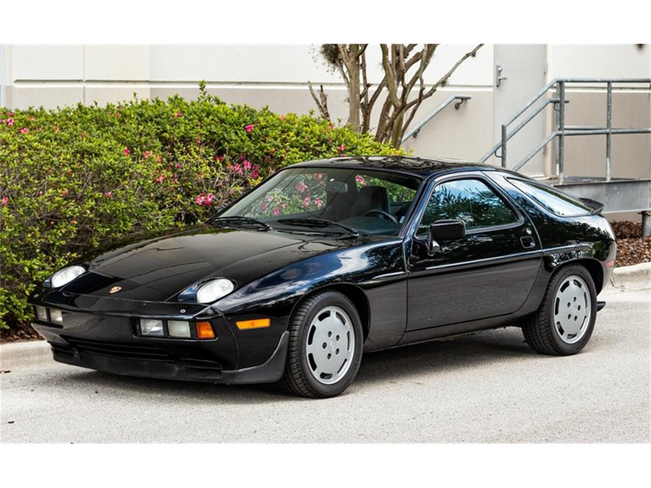 Porsche 928S