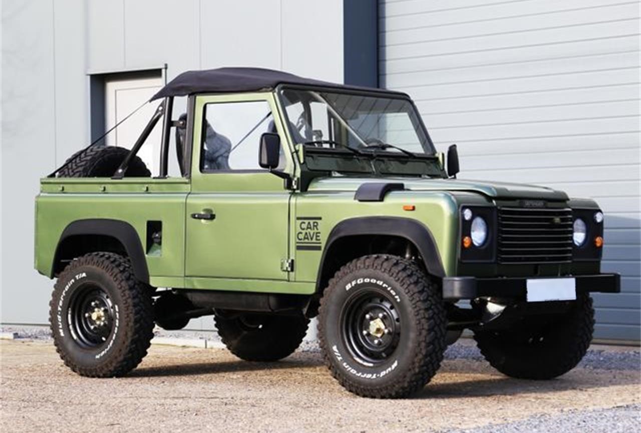 Land Rover Defender