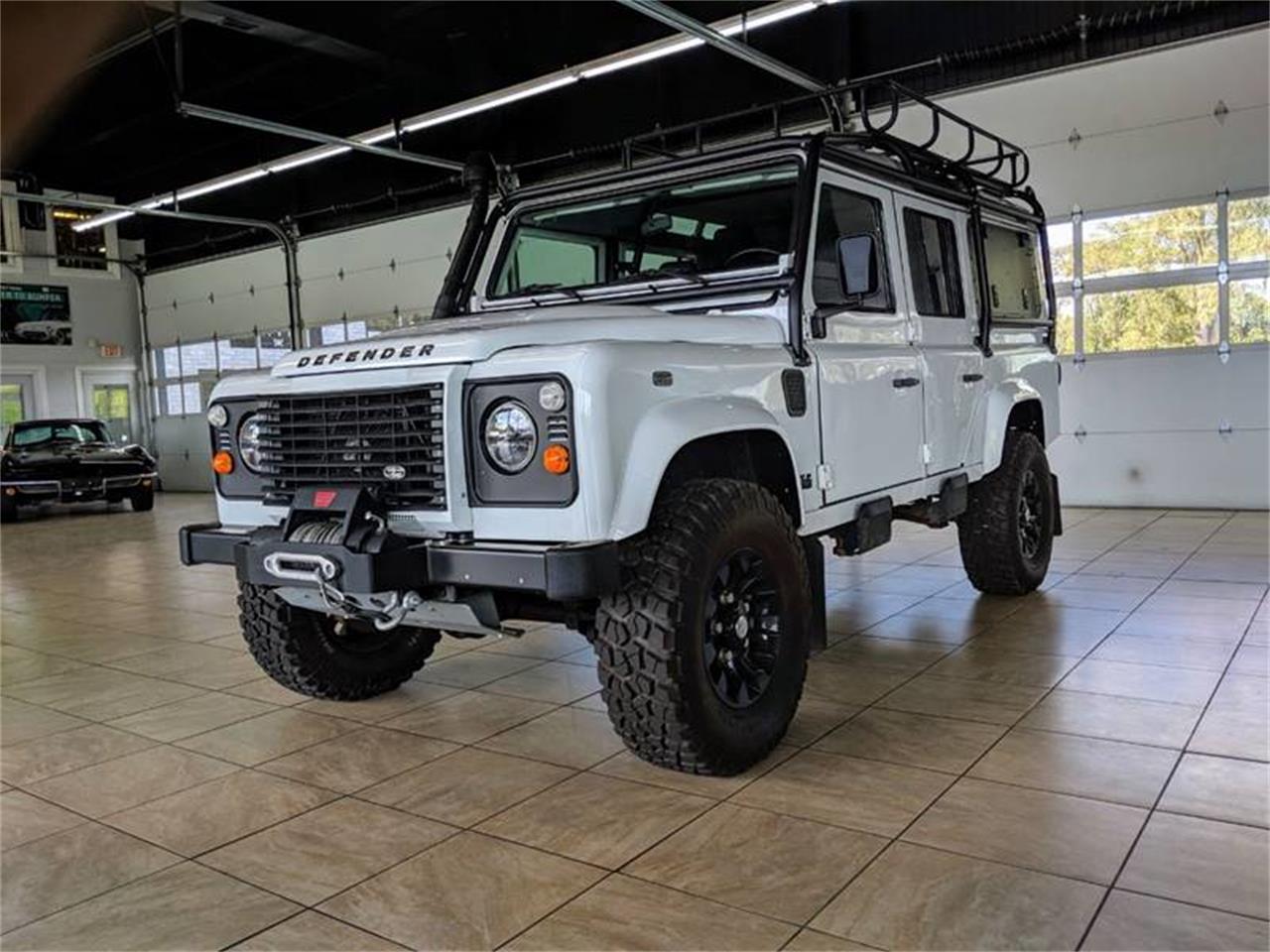 Land Rover Defender