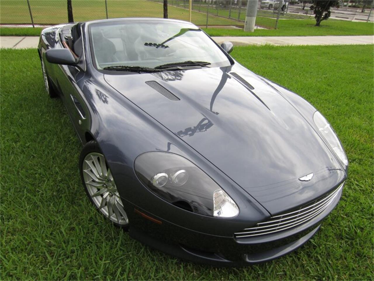 Aston Martin DB9