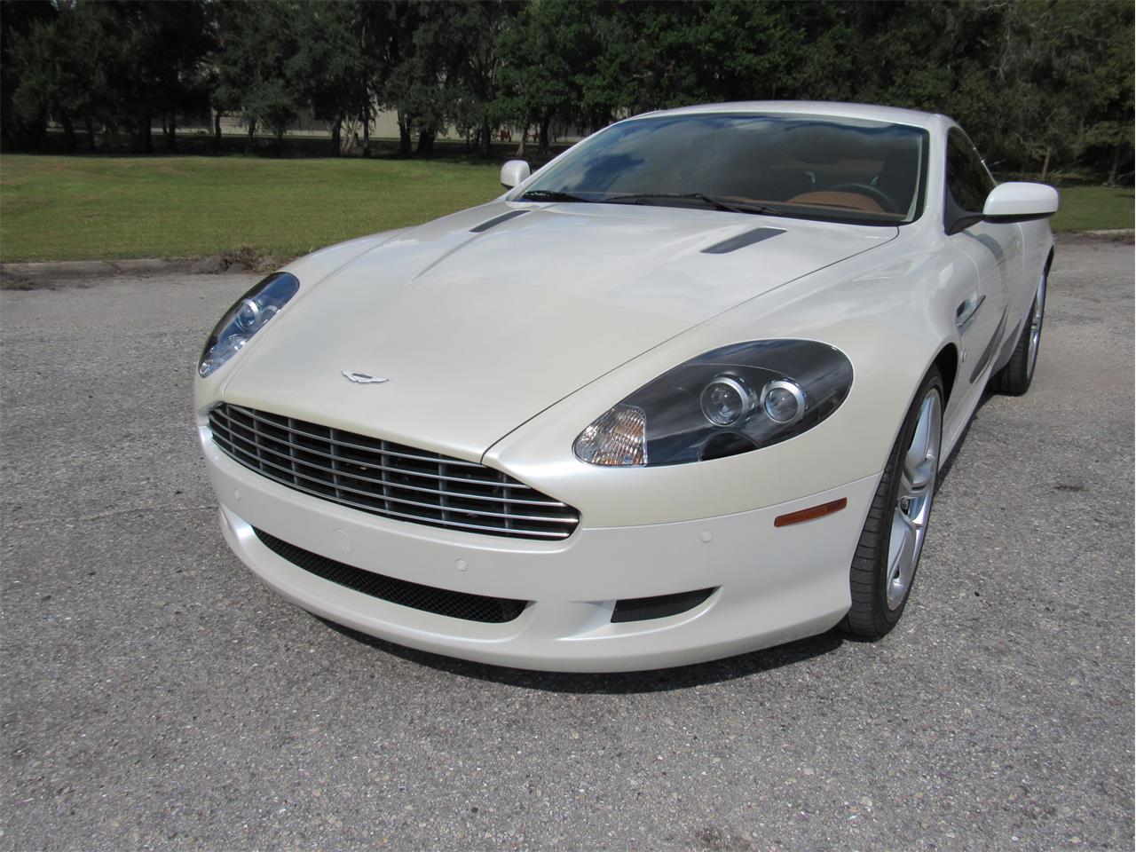 Aston Martin DB9