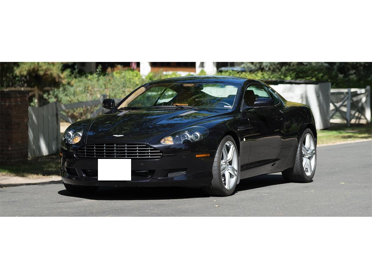 Aston Martin DB9