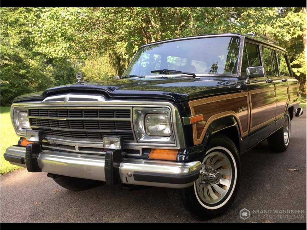 Jeep Grand Wagoneer