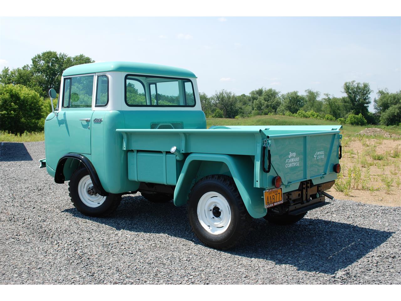 Jeep FC-150