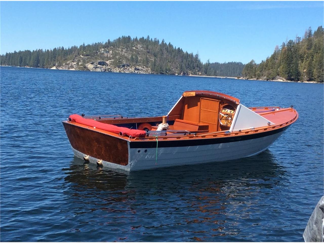 Chris-Craft Boat