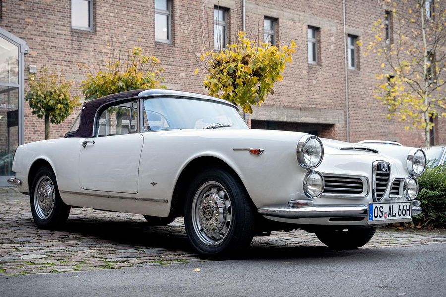 Alfa Romeo 2600 Touring Spider With Rare Hardtop