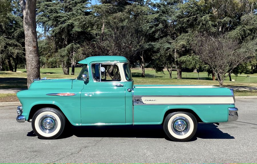 1957 Chevrolet Cameo Carrier 3124