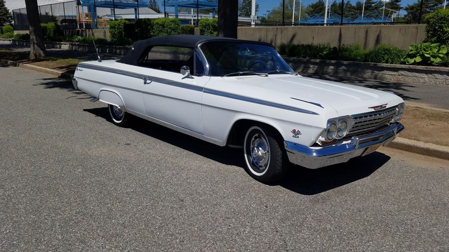 1962 Chevrolet Impala Super Sport Convertible