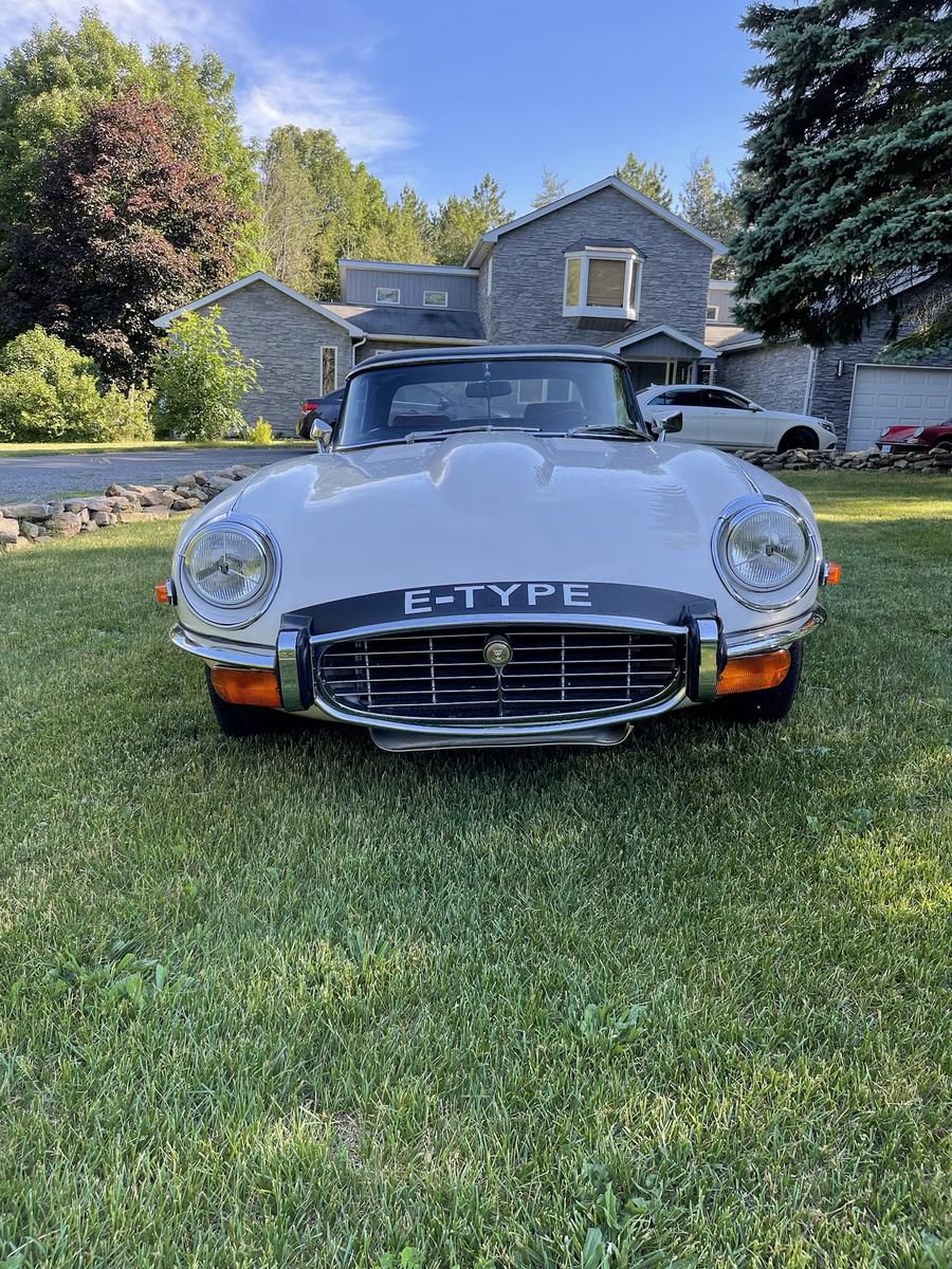 Jaguar E-Type Roadster