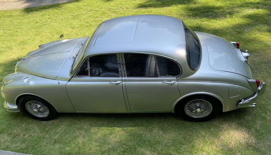 Jaguar MK II Saloon