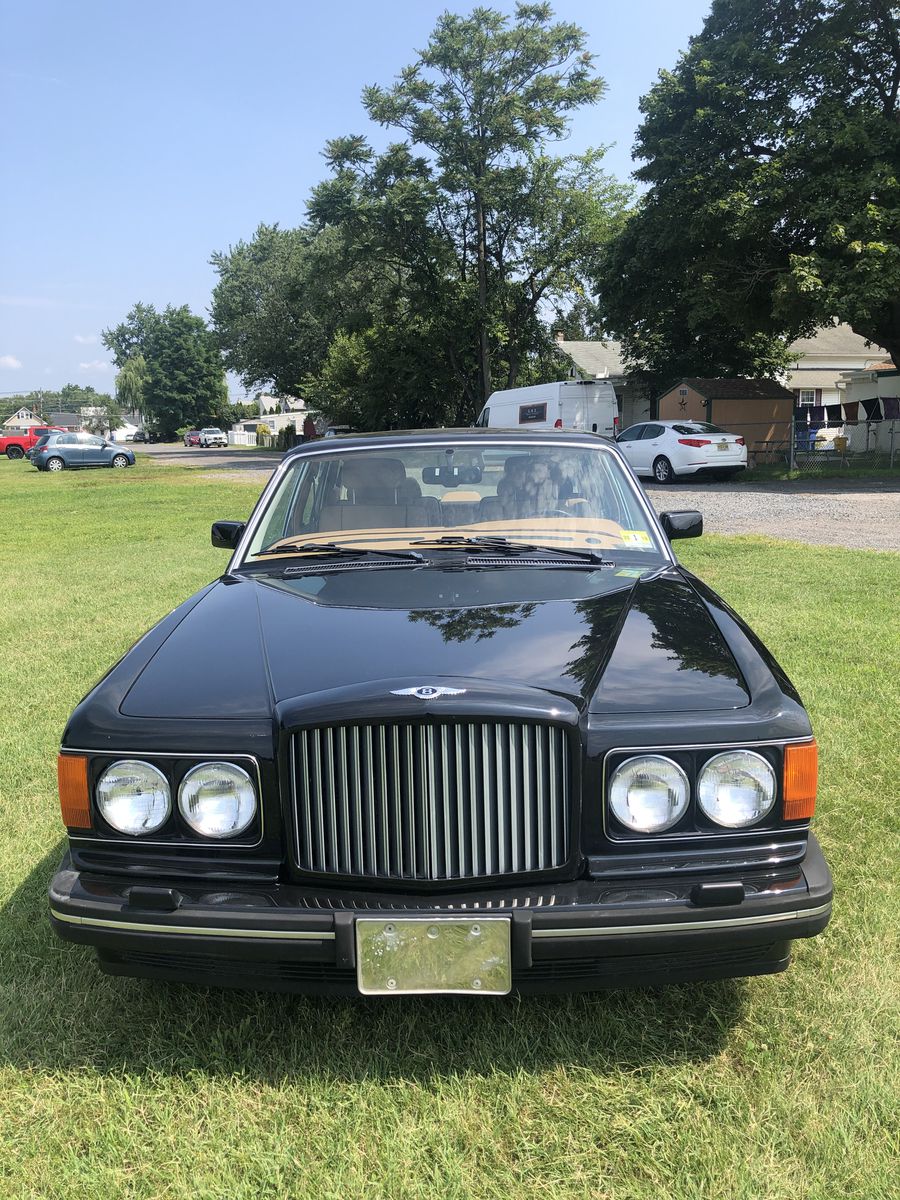 Bentley Brooklands Sedan