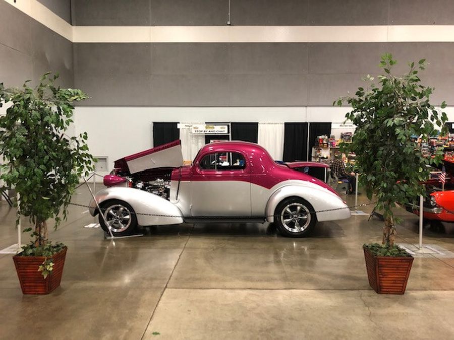 Oldsmobile Custom 3 Window Coupe