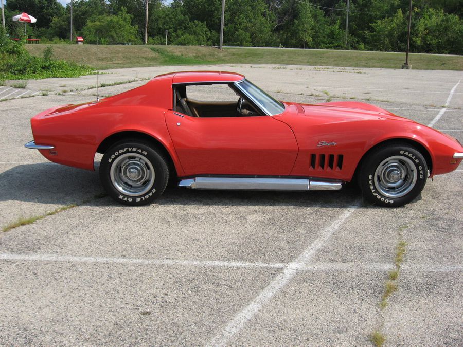 1969 Chevrolet Corvette T-Top Coupe