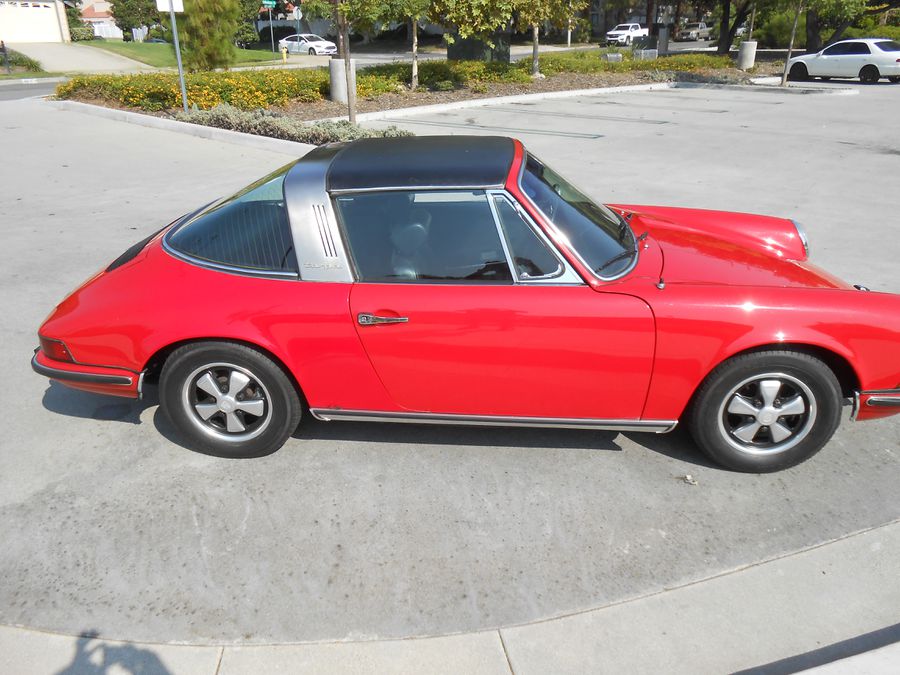 Porsche 911E Targa