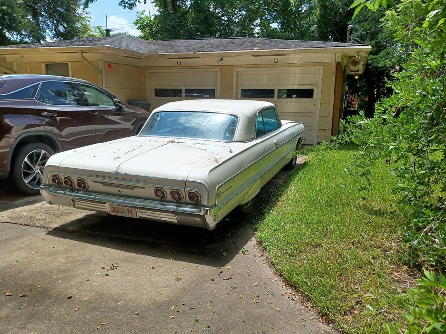 1964 Chevrolet Impala 2-dr Hardtop