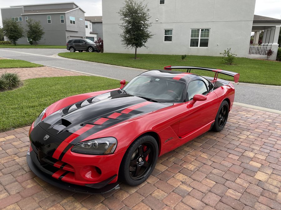 Dodge Viper ACR