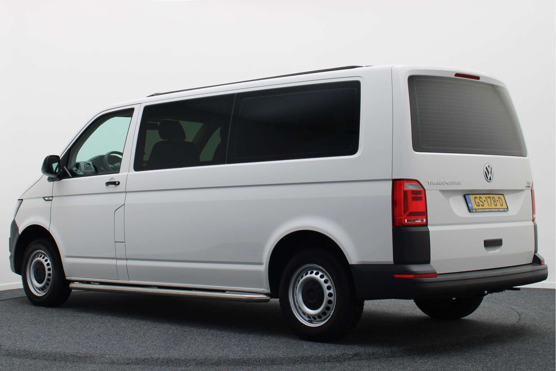 Volkswagen  Transporter Kombi 2.0 TDI L2H1 9-Persoons, Airco,