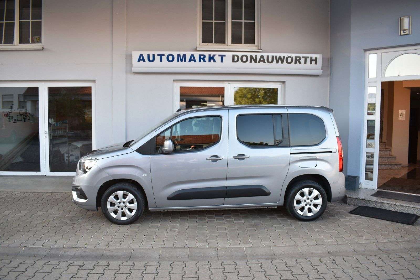 Opel  Combo Life 1.5 D Start/Stop Elegance Camper