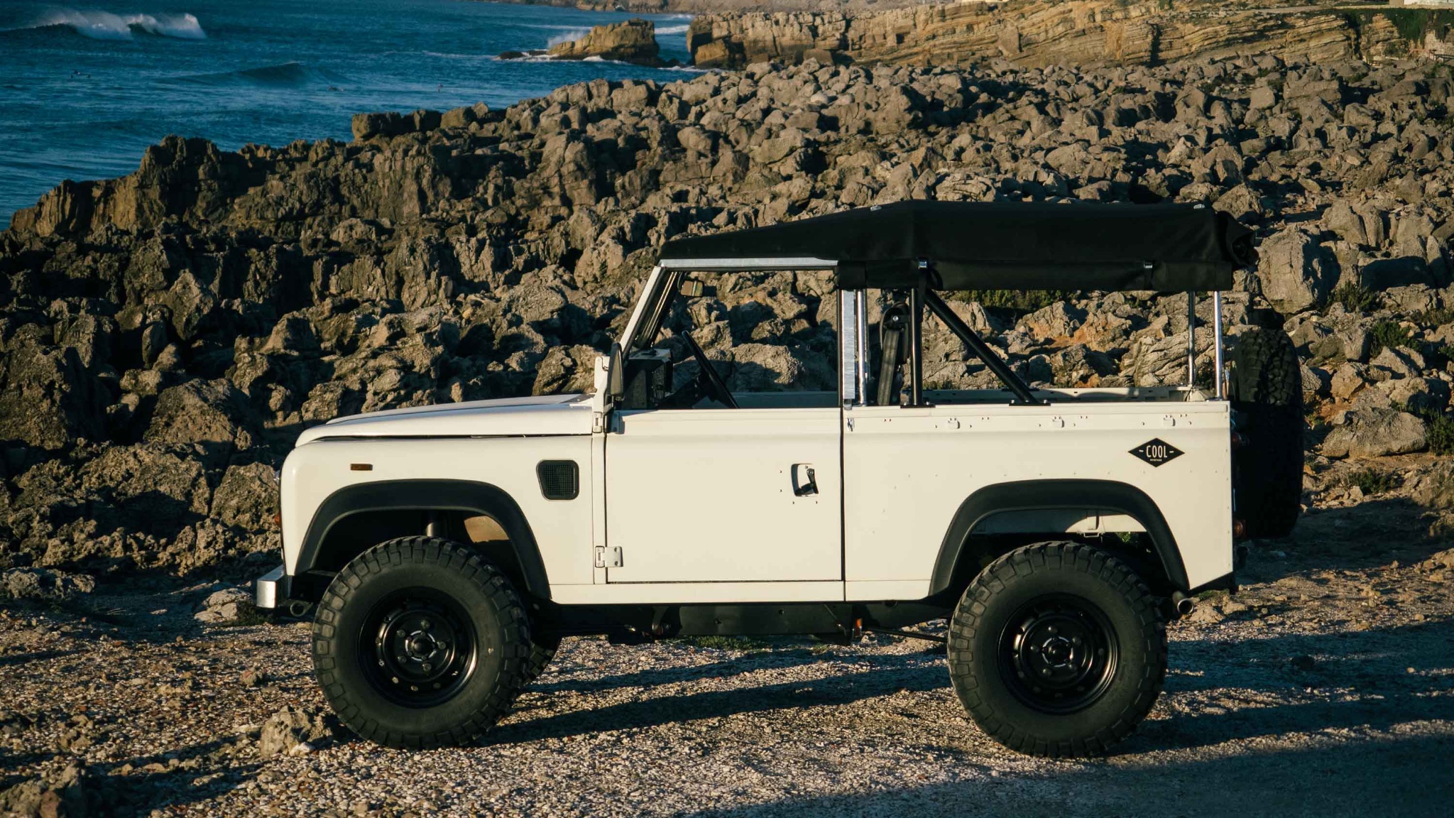 Land Rover 90 / Defender 90 (Euro Spec) 